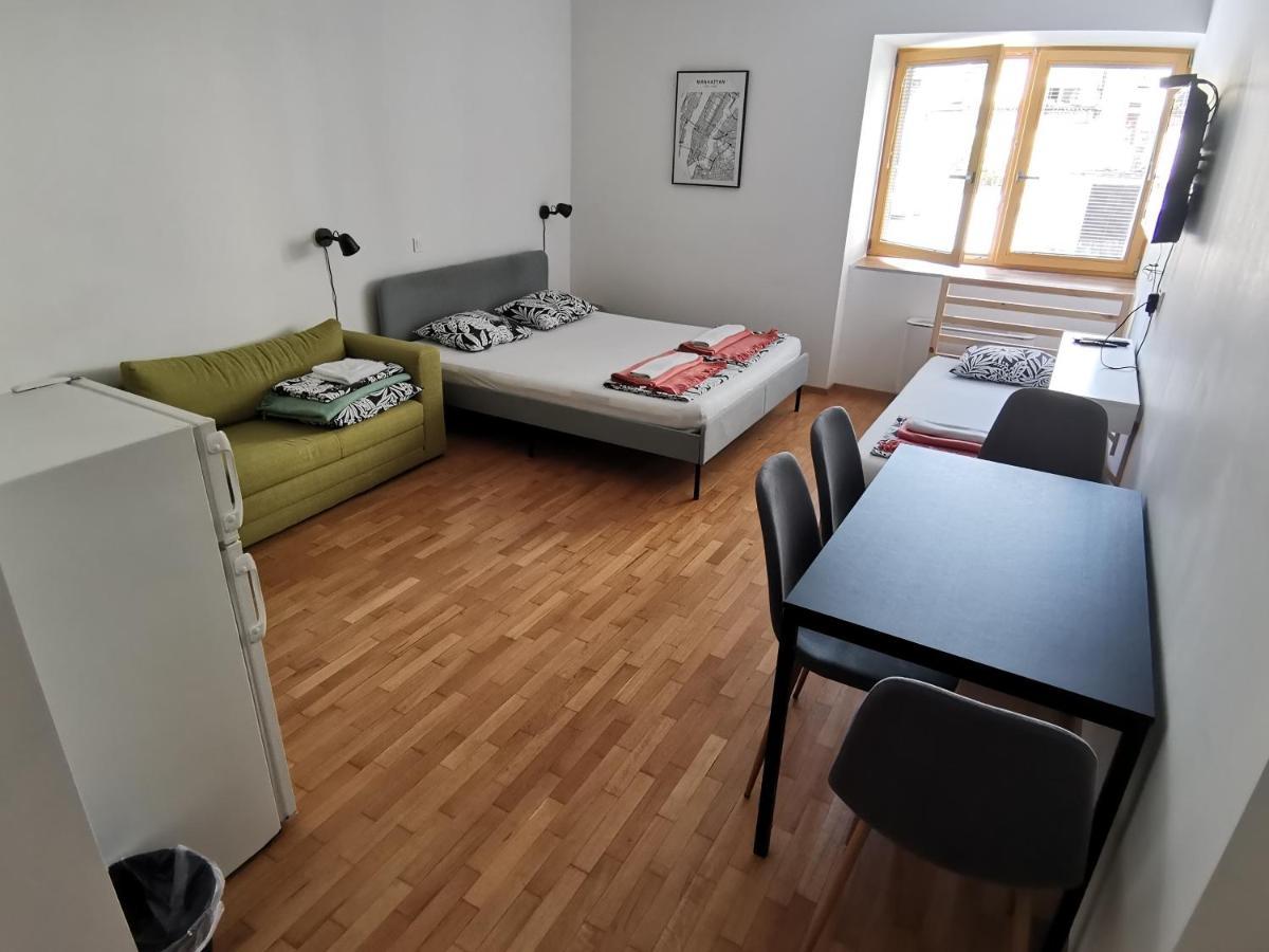Pubyland Rooms & Apartments Rogatec المظهر الخارجي الصورة