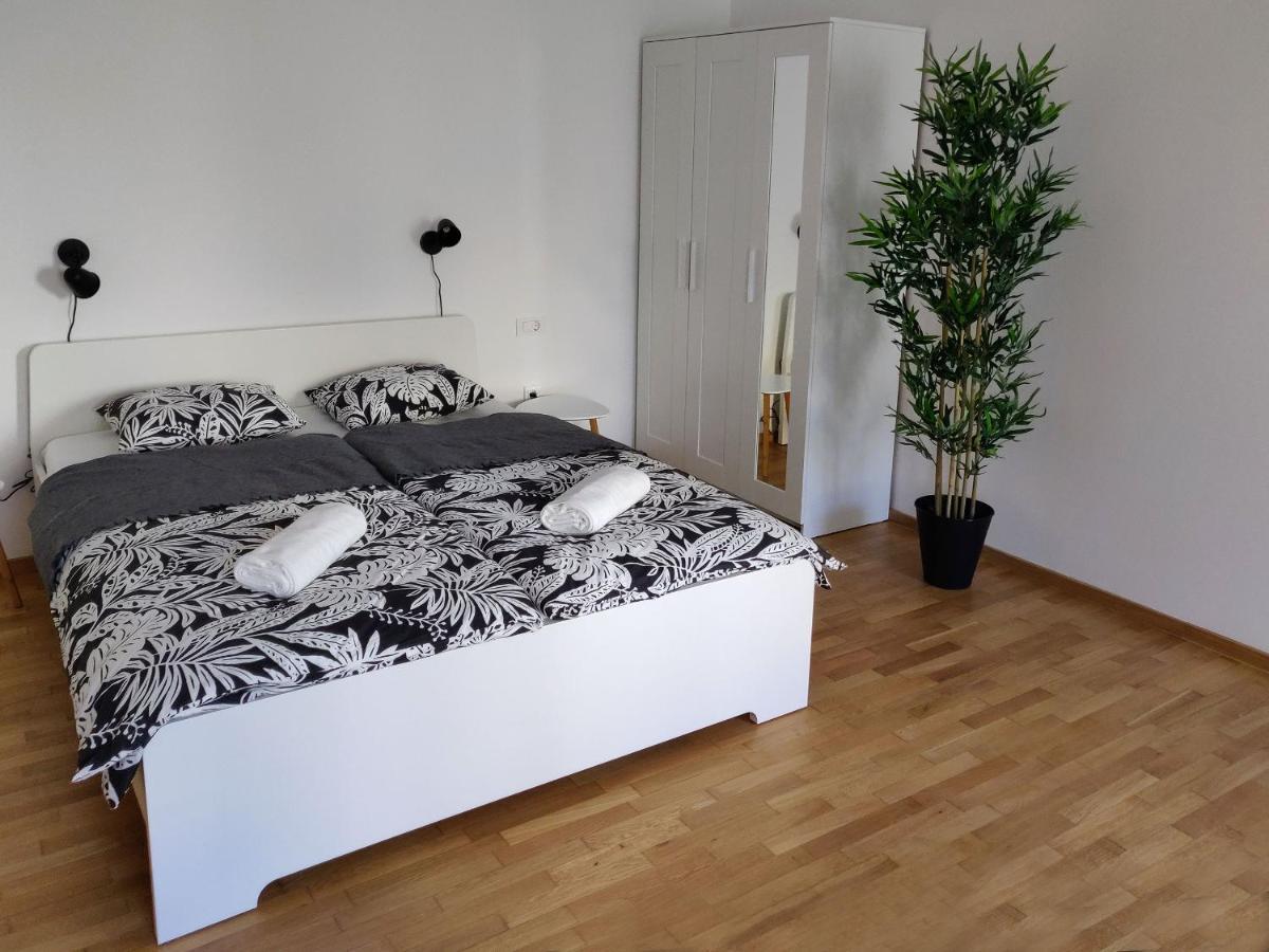 Pubyland Rooms & Apartments Rogatec المظهر الخارجي الصورة