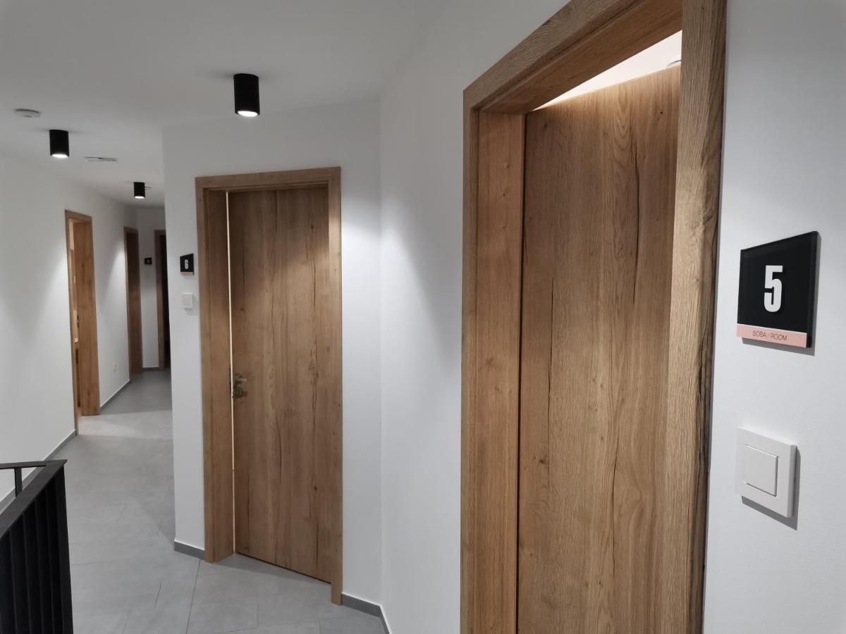 Pubyland Rooms & Apartments Rogatec المظهر الخارجي الصورة
