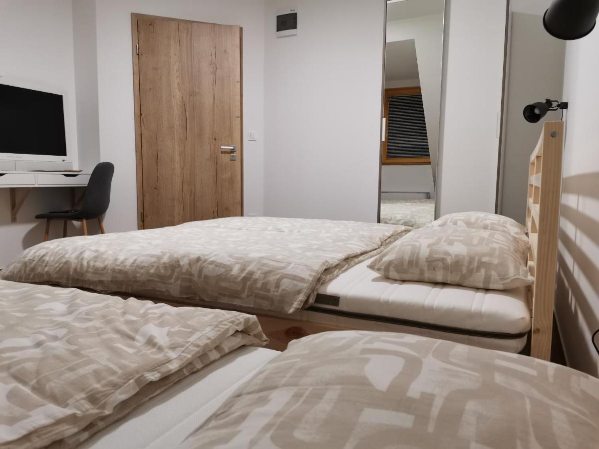 Pubyland Rooms & Apartments Rogatec المظهر الخارجي الصورة