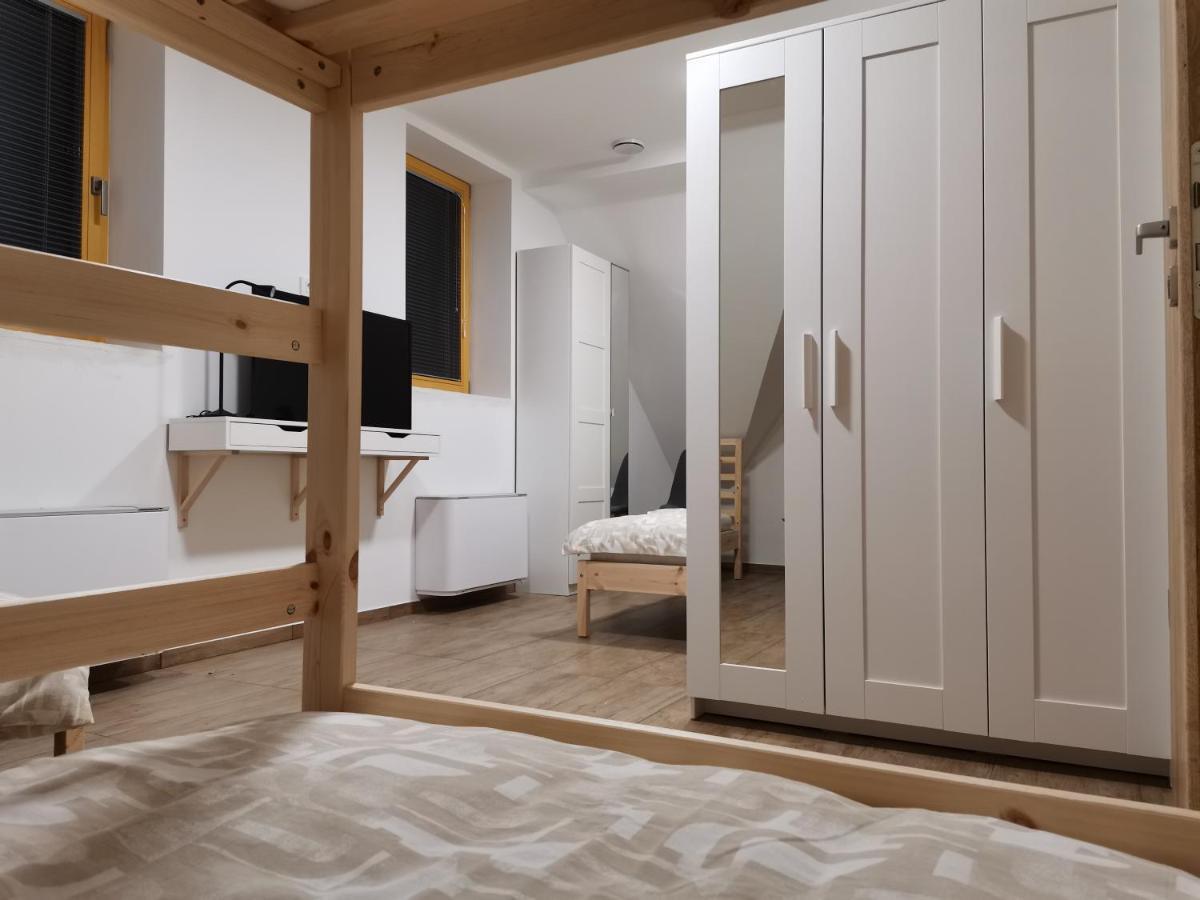 Pubyland Rooms & Apartments Rogatec المظهر الخارجي الصورة