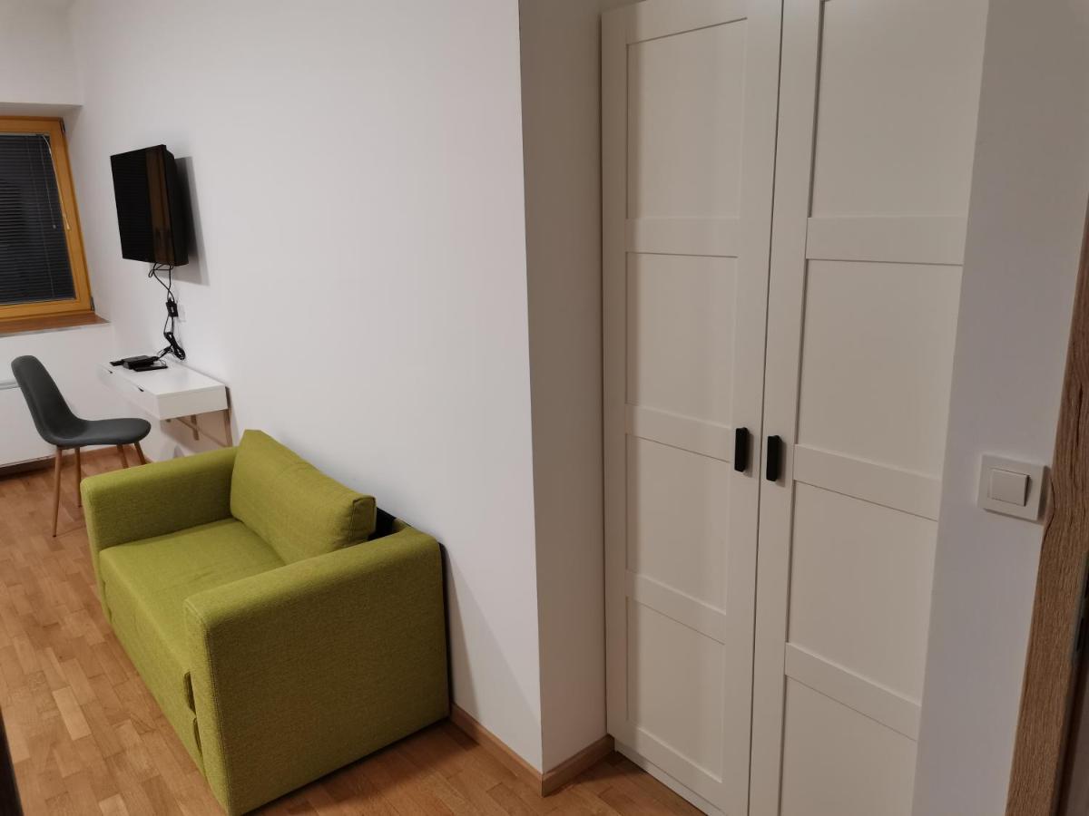 Pubyland Rooms & Apartments Rogatec المظهر الخارجي الصورة