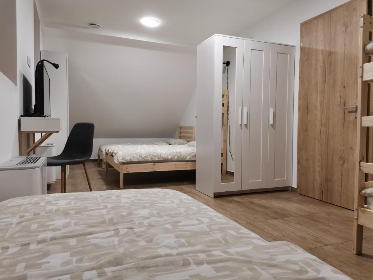 Pubyland Rooms & Apartments Rogatec المظهر الخارجي الصورة