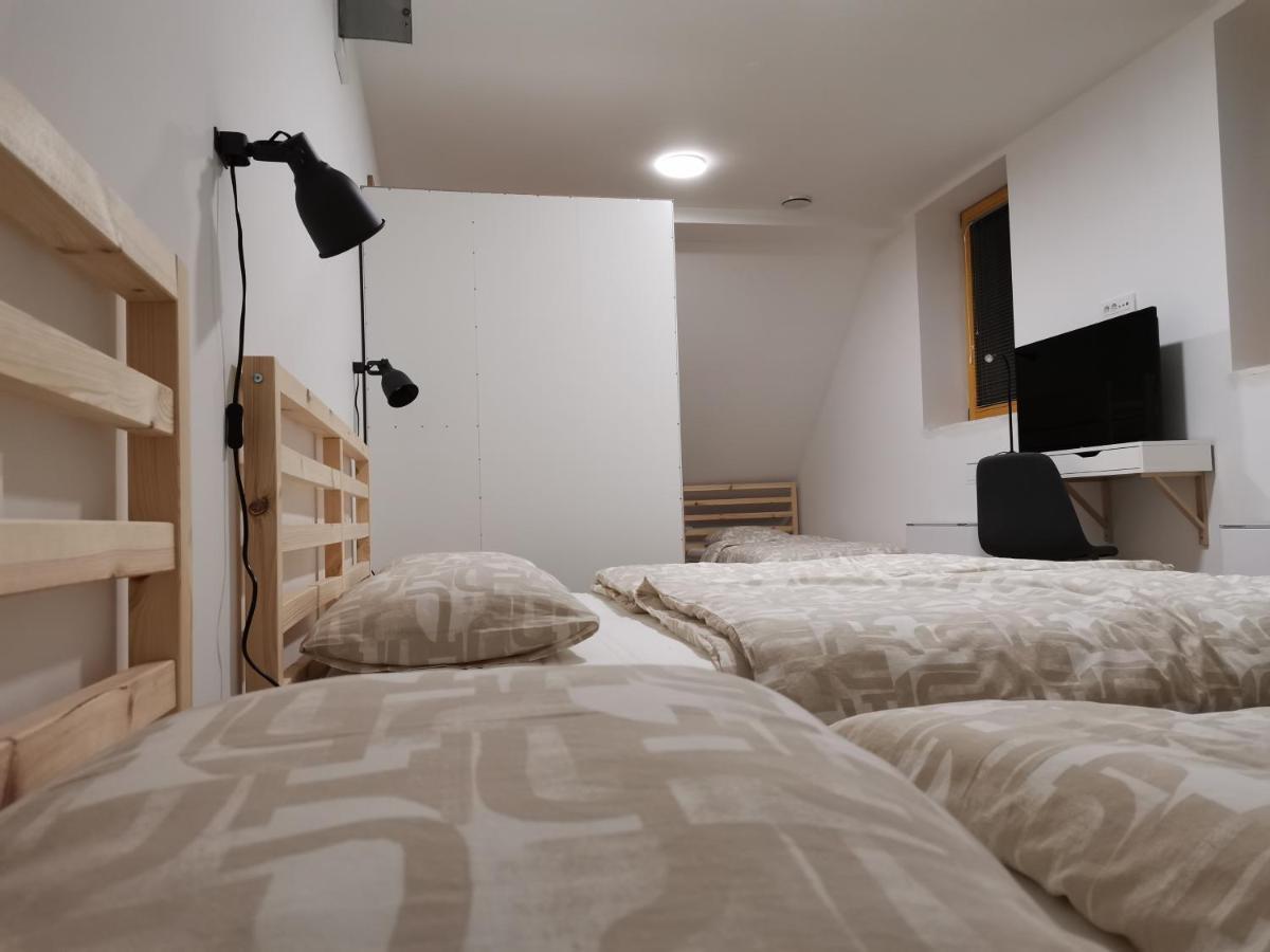 Pubyland Rooms & Apartments Rogatec المظهر الخارجي الصورة